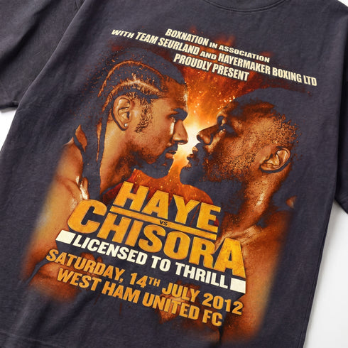 David Haye vs Derek Chisora Licensed to Thrill Premium Oversized T-Shirt (Unisex)