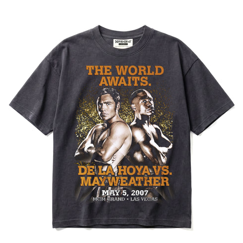 Oscar De La Hoya vs Floyd Mayweather The World Awaits Premium Oversized T-Shirt (Unisex)