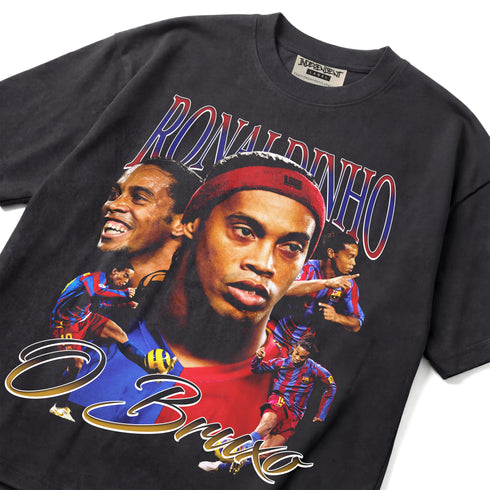 Ronaldinho O Bruxo Barcelona Premium Oversized T-Shirt (Unisex)